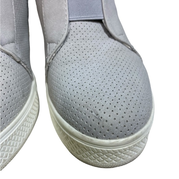 CCOCCI Zoey Wedge Sneaker Light Gray 7.5 Casual Side Zip Ankle Bootie - Picture 8 of 16